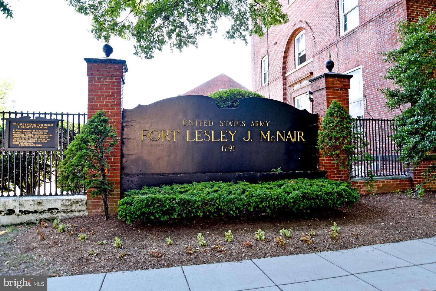 1311 Delaware Ave Sw #s637 Property Photo 23