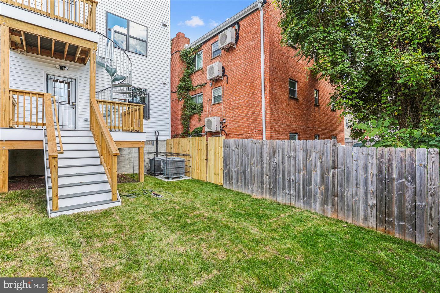 4923 1/2 A St Se Property Photo 30