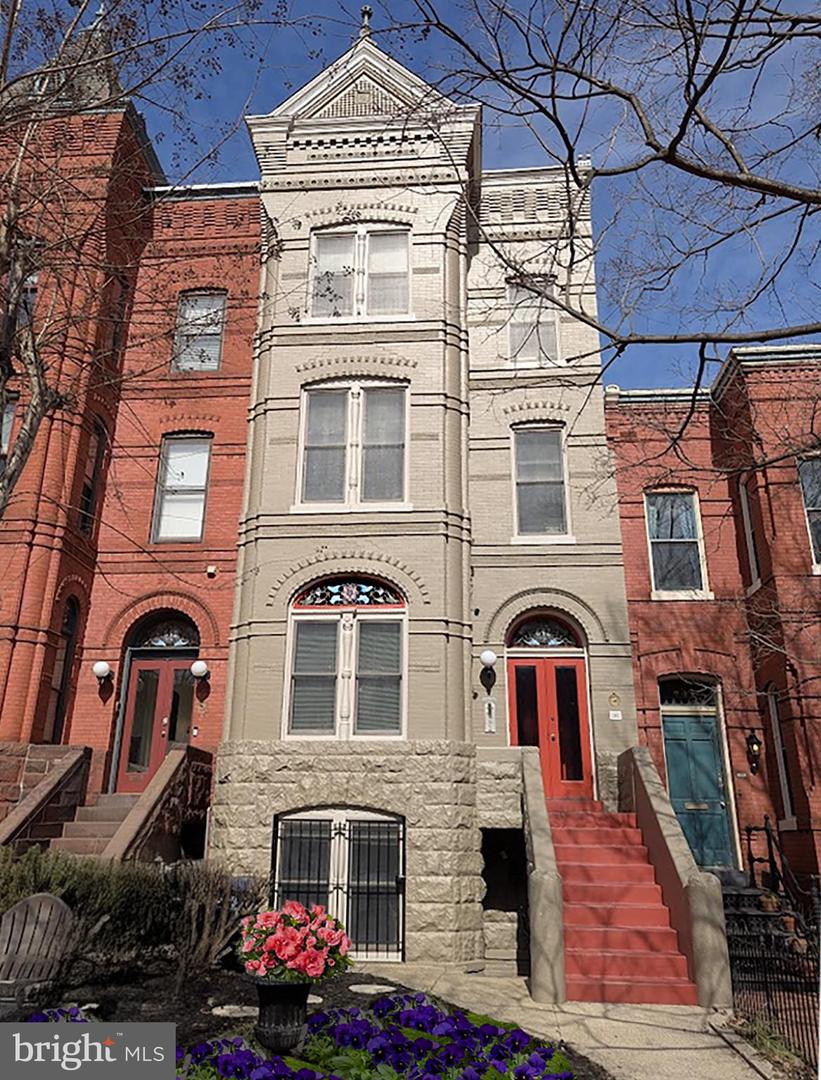 642 East Capitol St Ne Property Photo 1