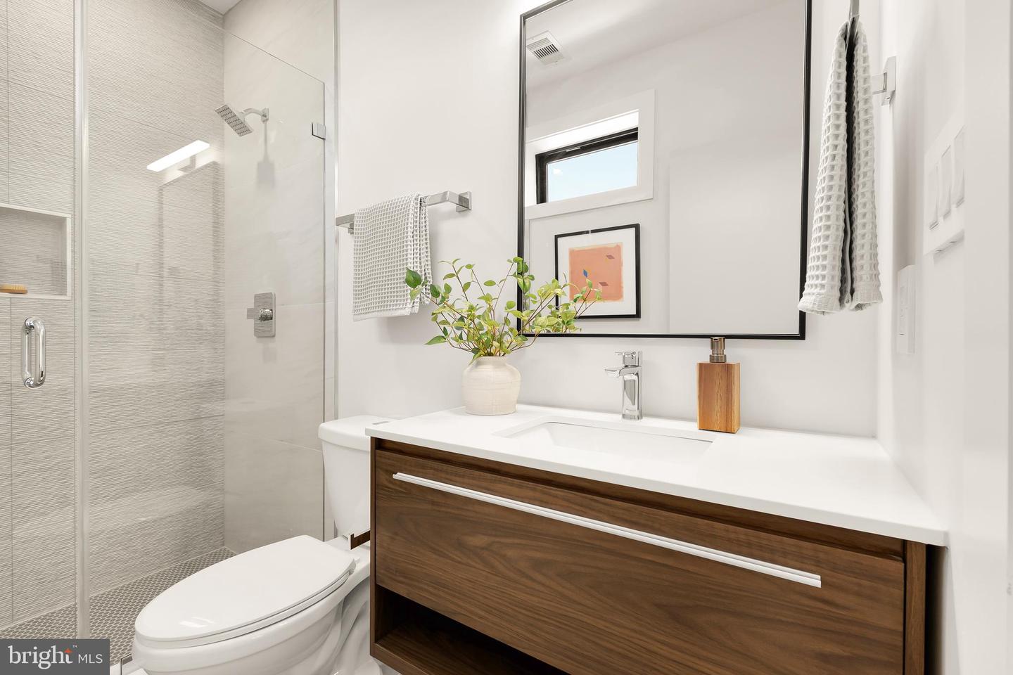 3934 14th St Nw #403 Property Photo 10
