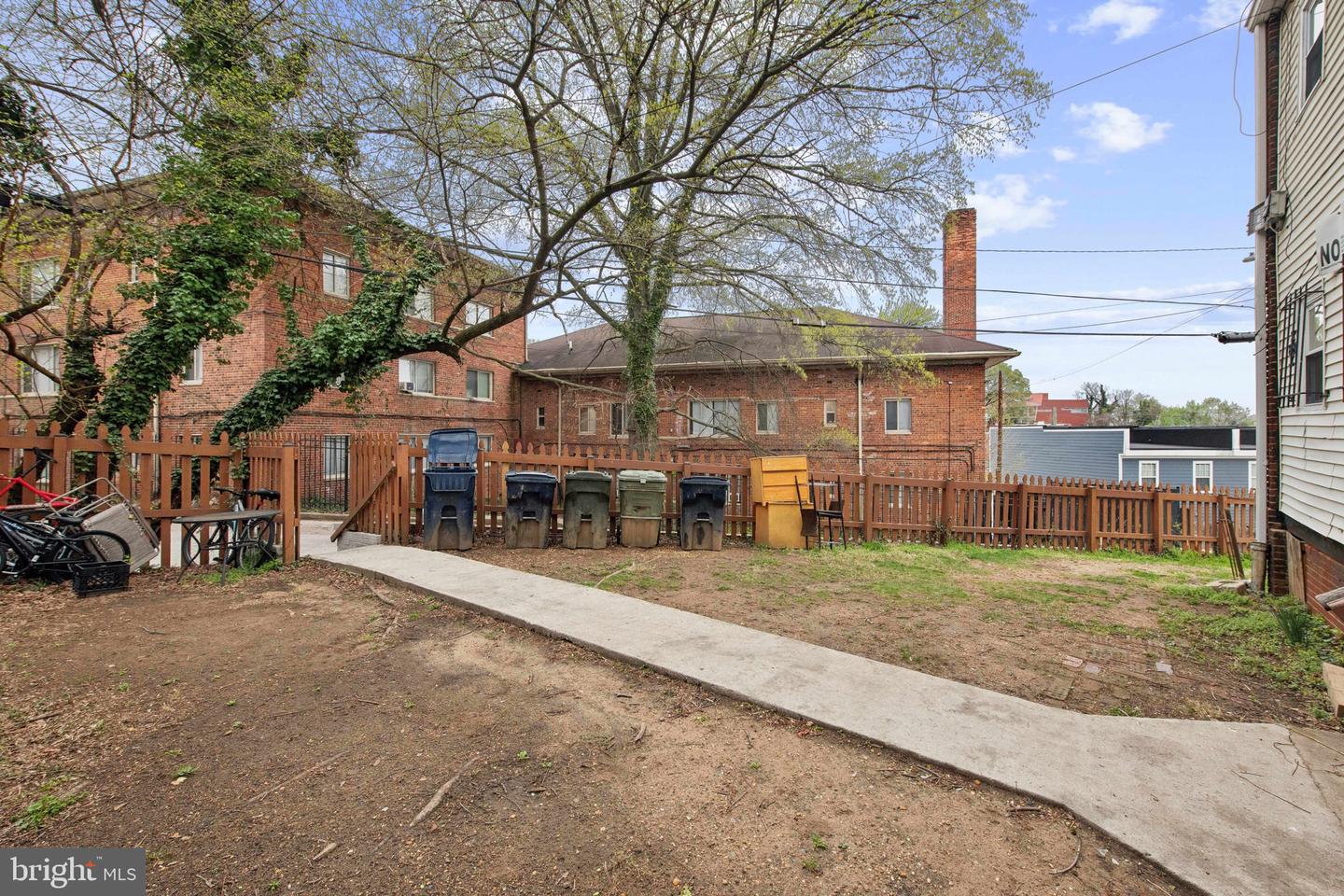 2315 Green St Se Property Photo 4