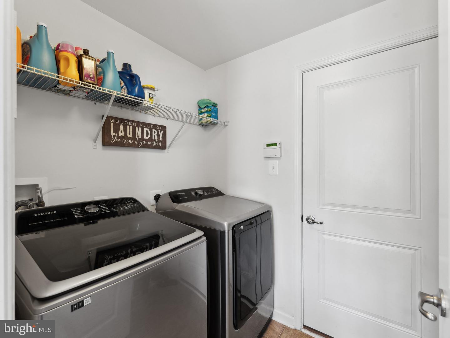 1027 Cook Dr Se Property Photo 12