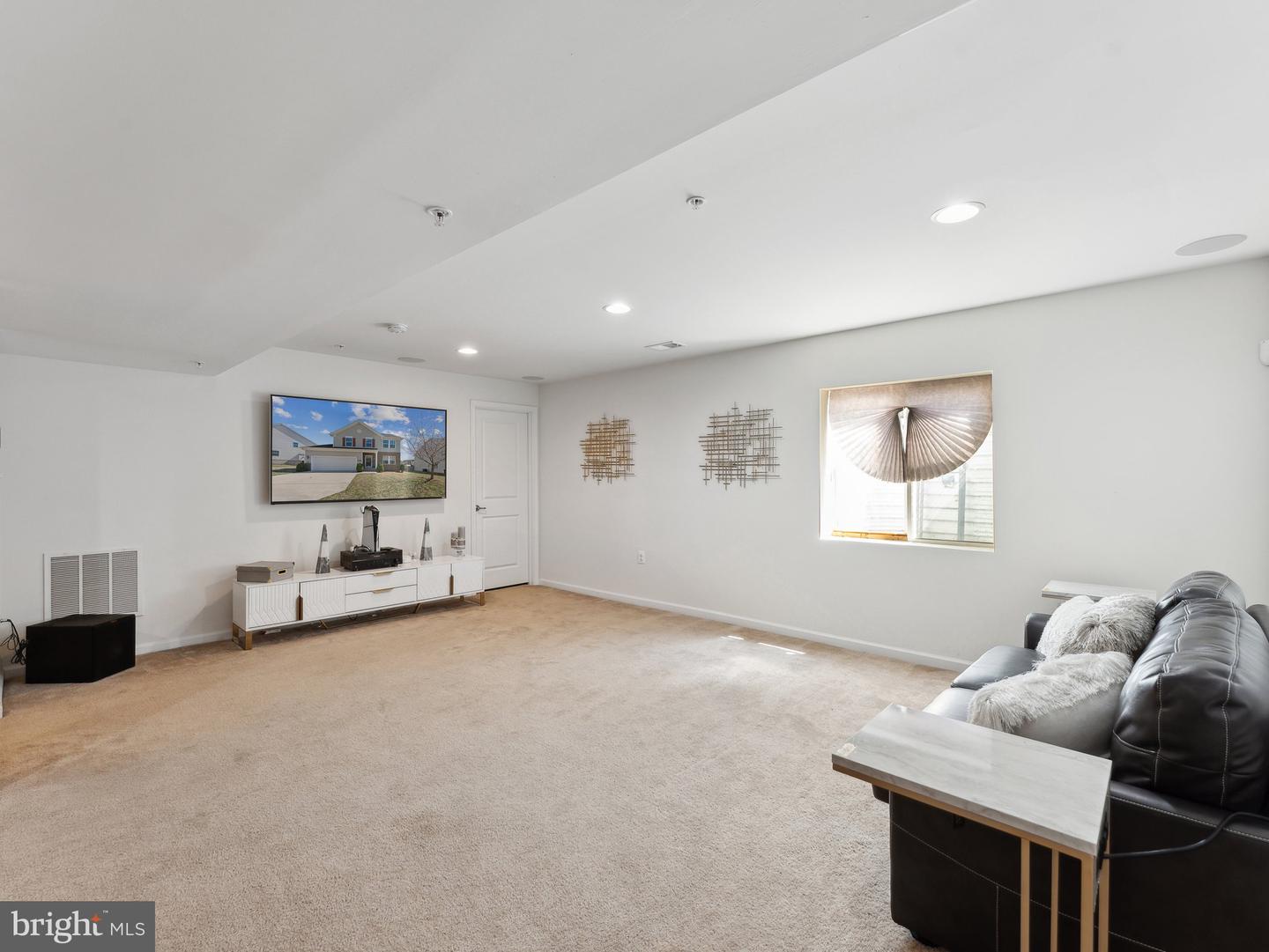 1027 Cook Dr Se Property Photo 14