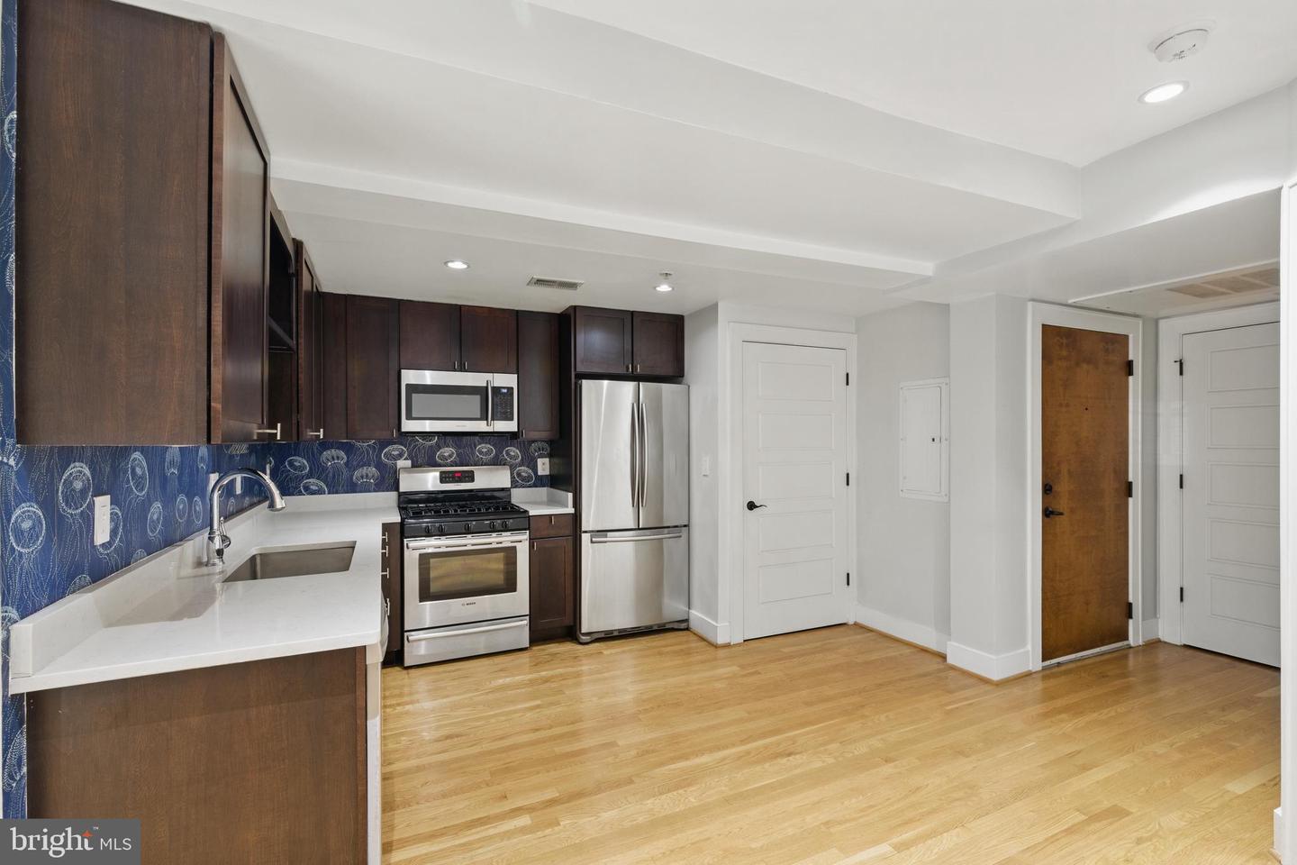 1109 M St Nw #1 Property Photo 5