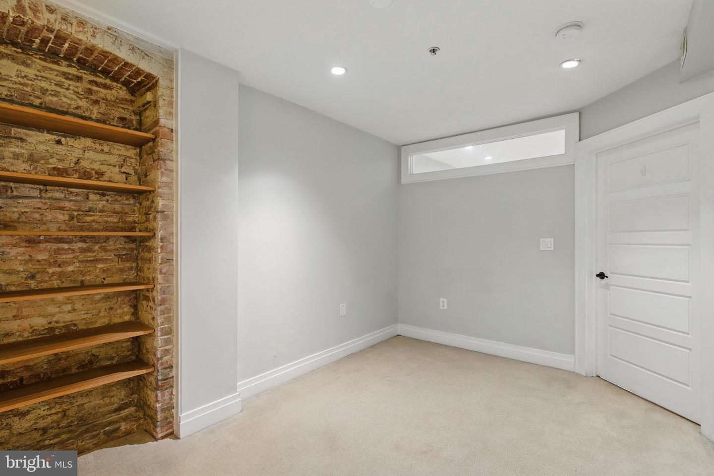 1109 M St Nw #1 Property Photo 13