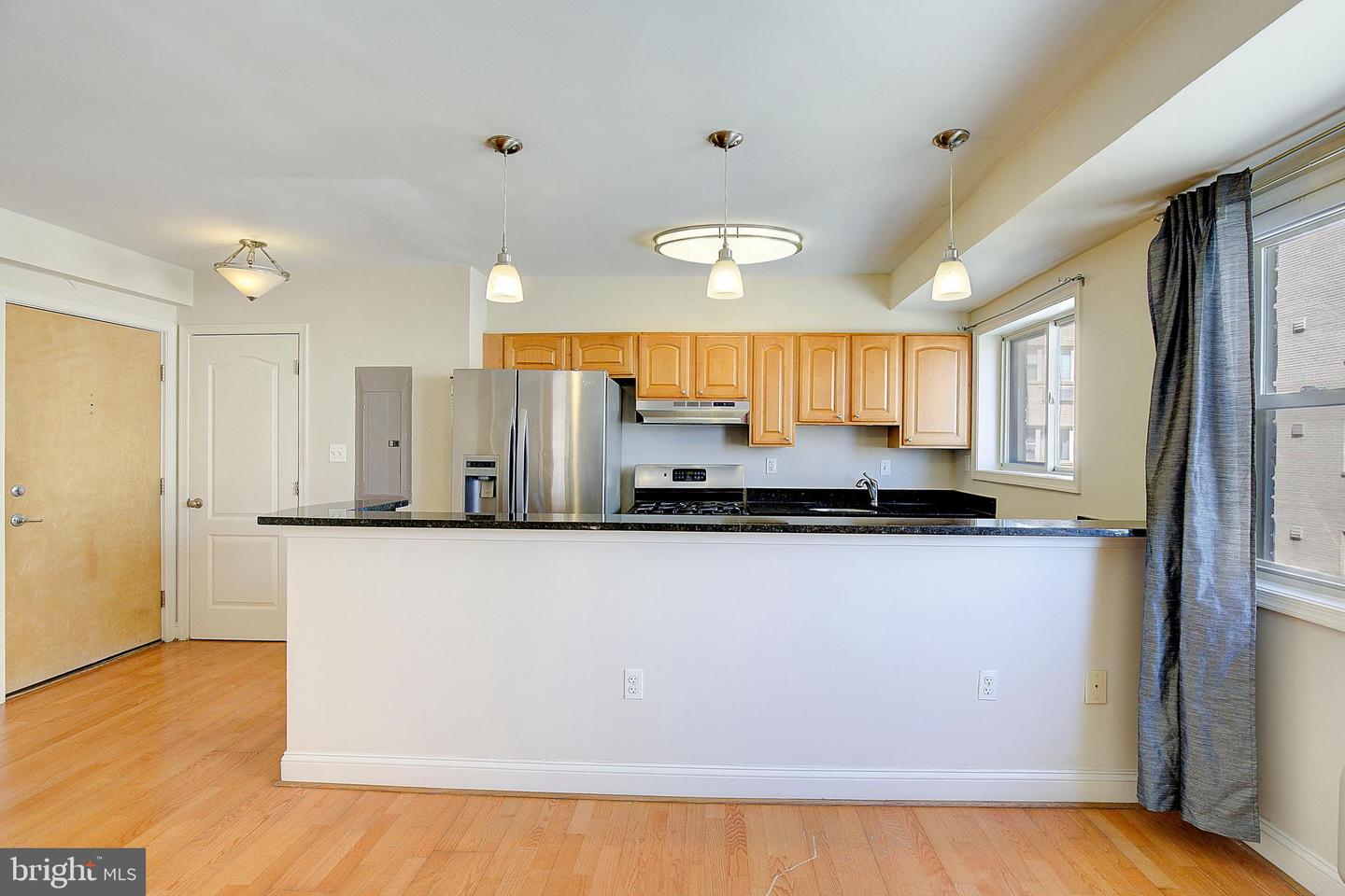 738 Longfellow St Nw #216 Property Photo 9