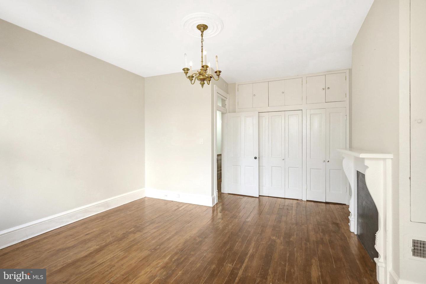 812 E St Se Property Photo 14