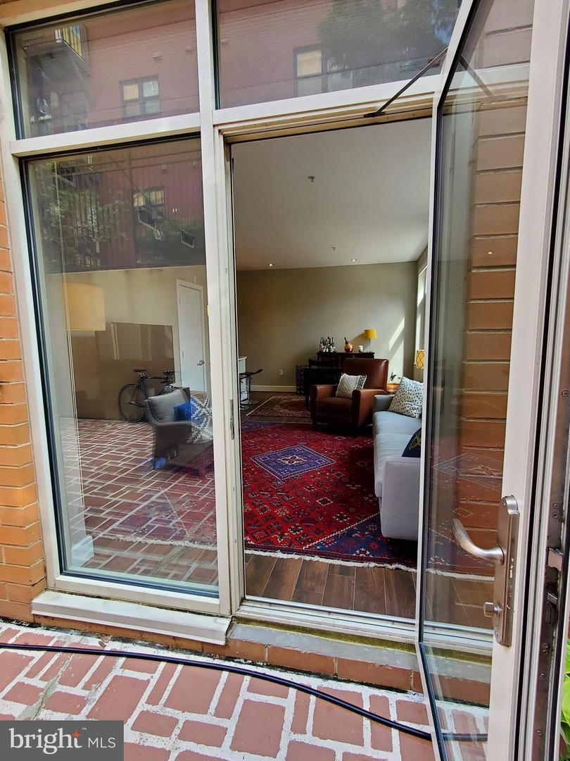1348 Euclid St Nw #6 Property Photo 5