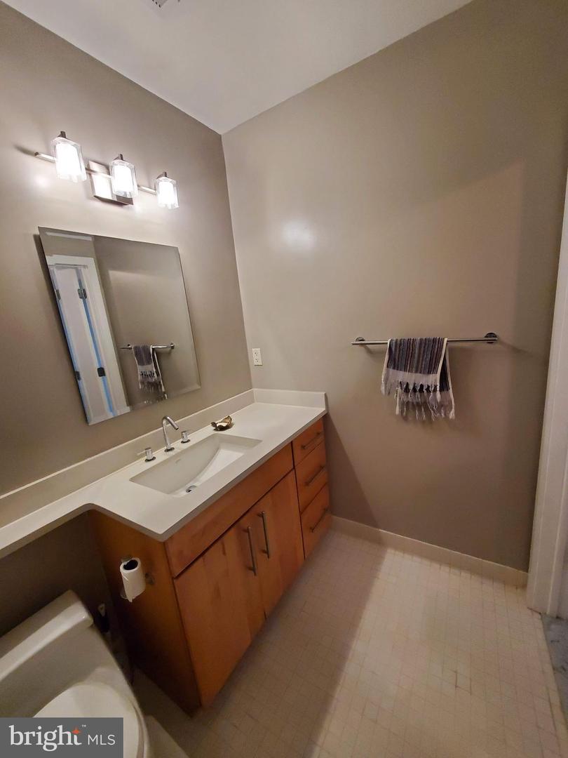 1348 Euclid St Nw #6 Property Photo 11