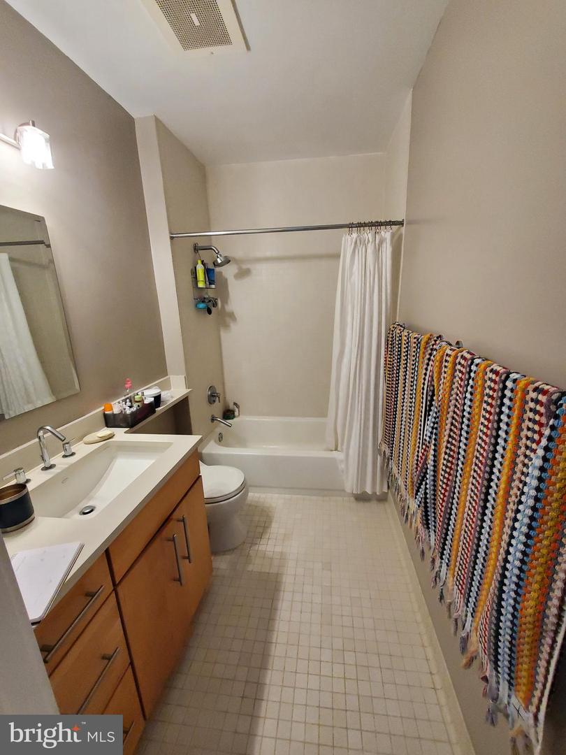 1348 Euclid St Nw #6 Property Photo 13