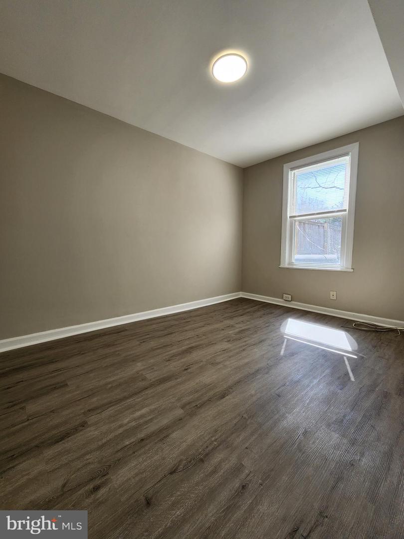 122 O St Sw Property Photo 5