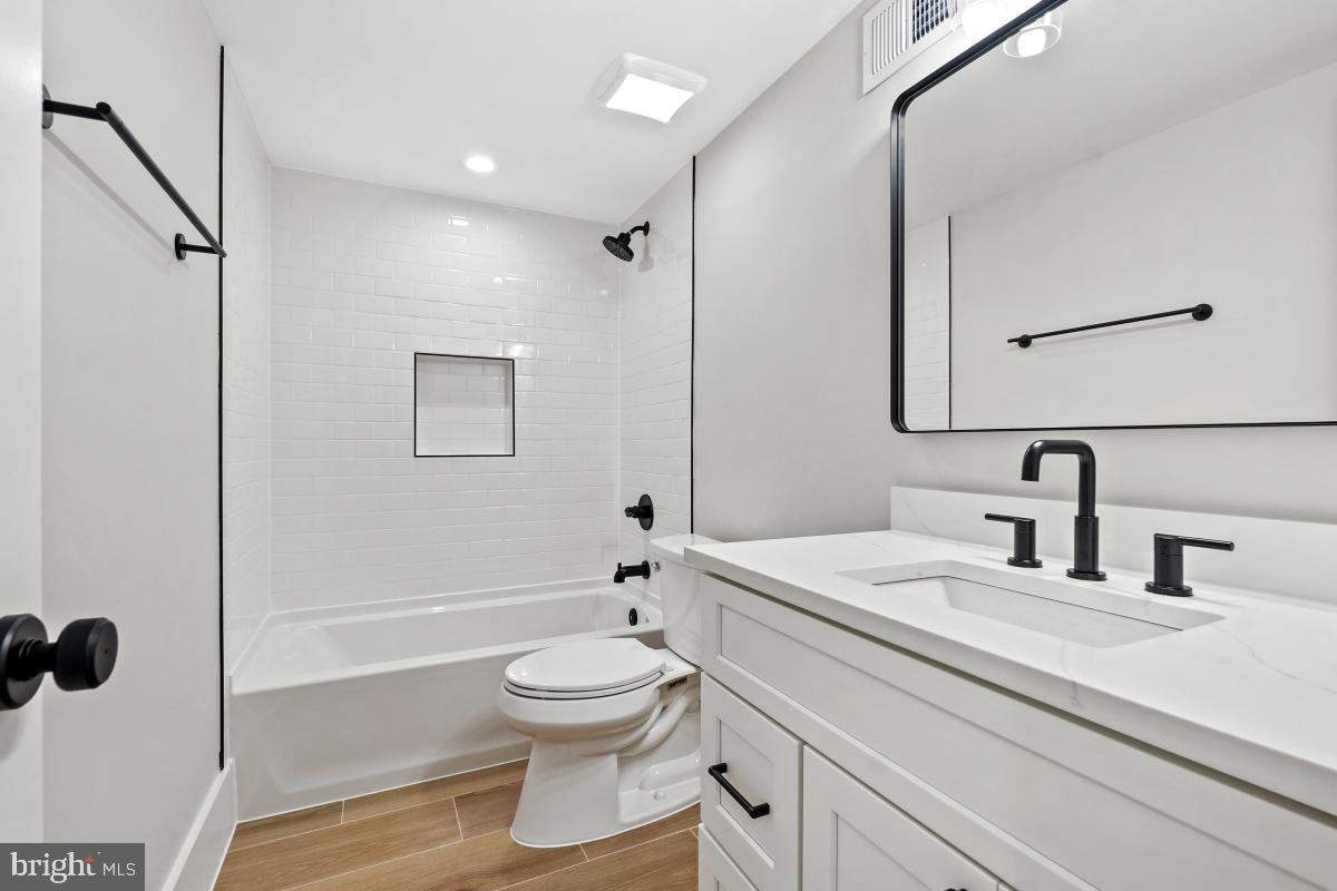 4214 14th St Nw Property Photo 52