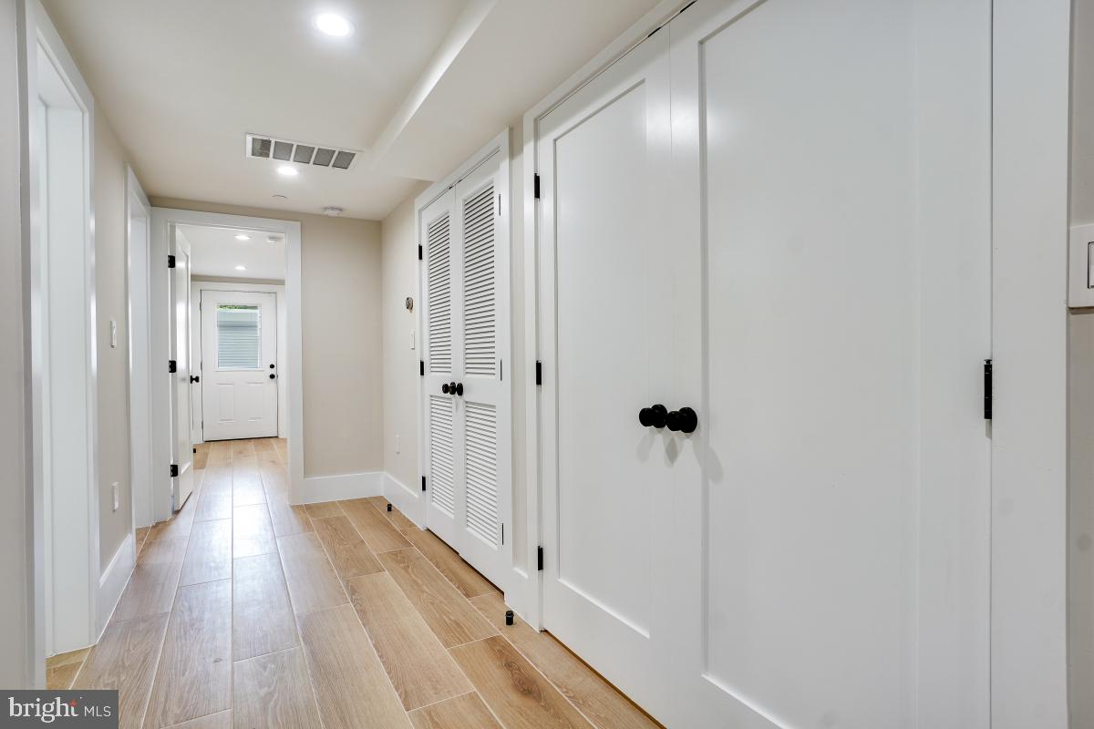 4214 14th St Nw Property Photo 53