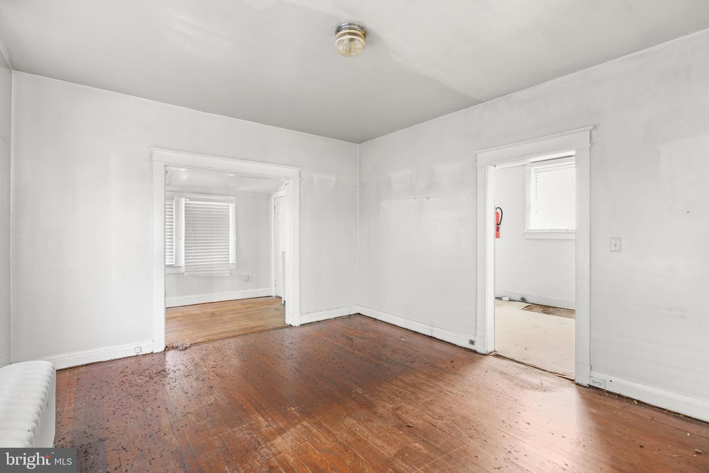 3121 South Dakota Ave Ne Property Photo 5