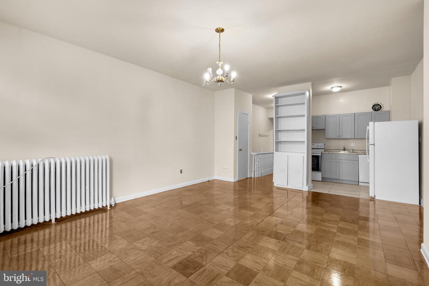 237 8th St Ne Property Photo 4