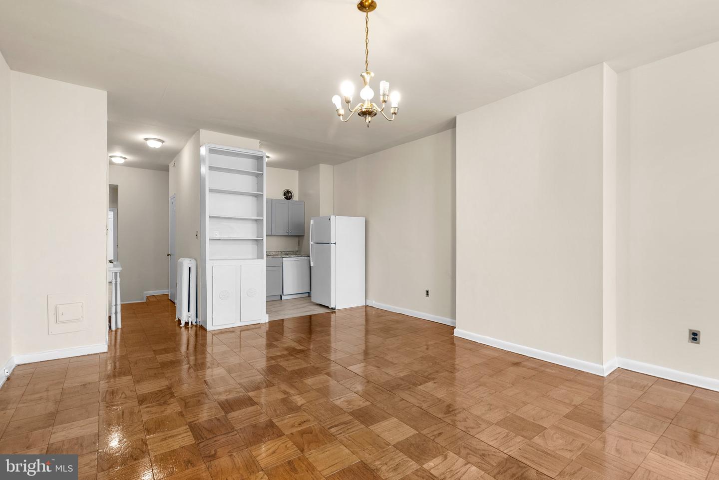 237 8th St Ne Property Photo 5