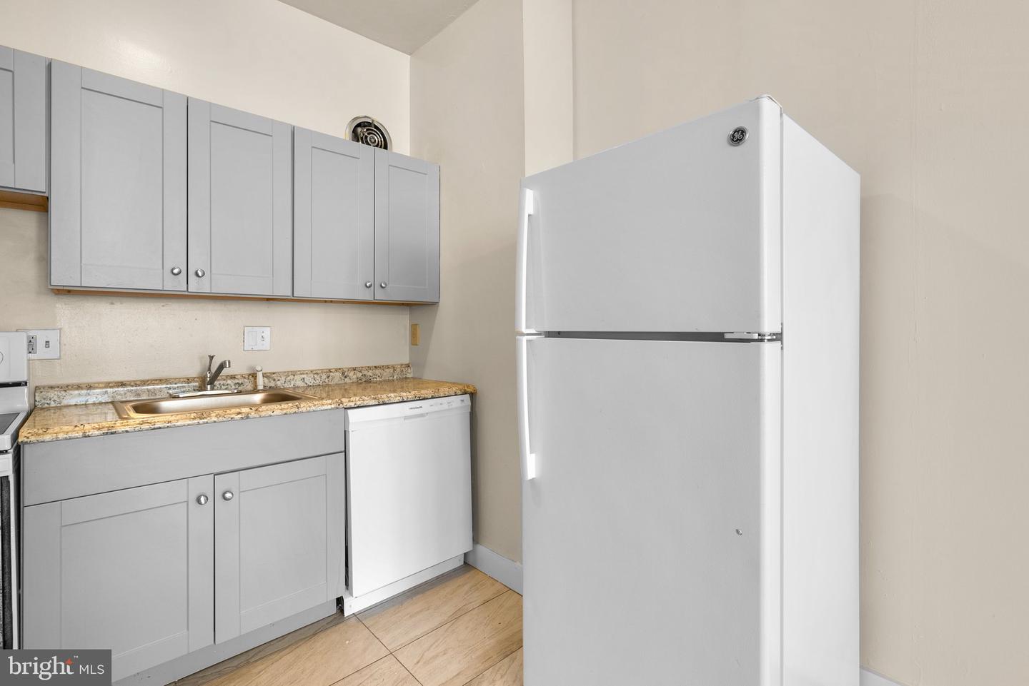 237 8th St Ne Property Photo 7