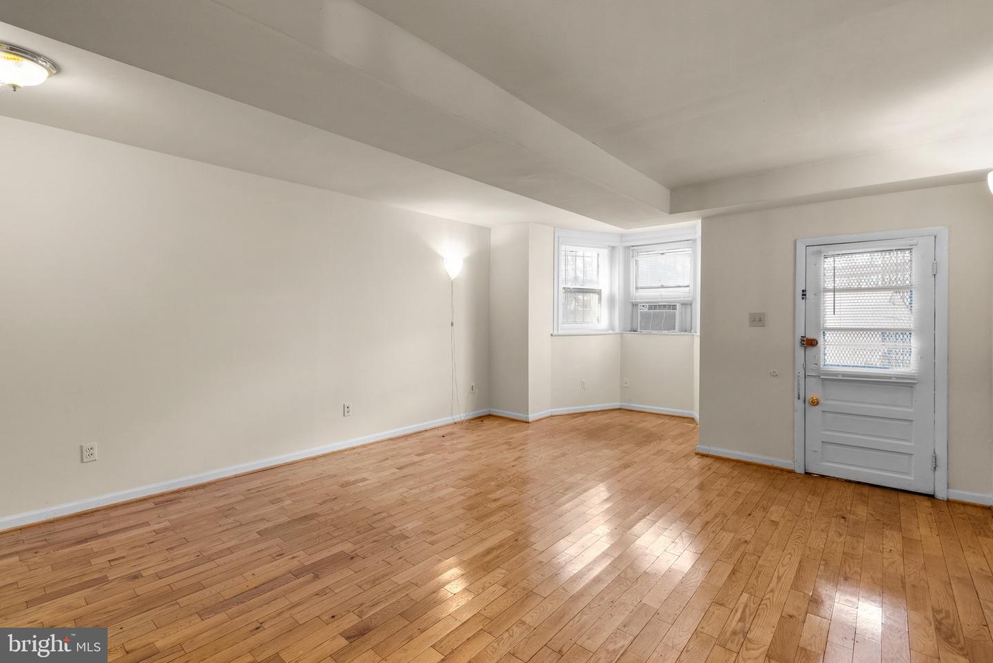 237 8th St Ne Property Photo 15