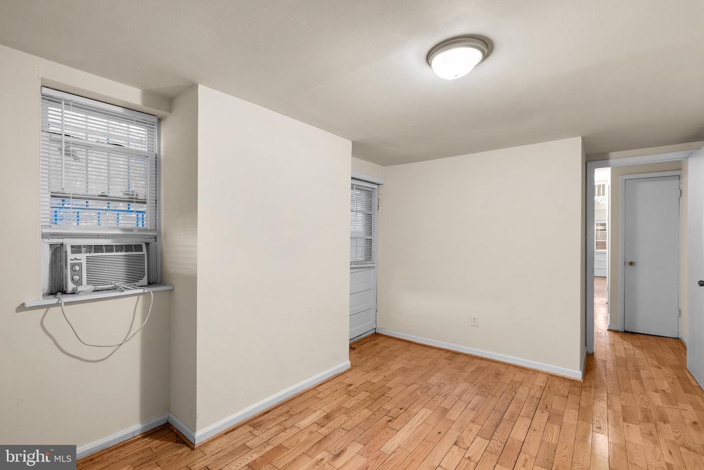 237 8th St Ne Property Photo 19