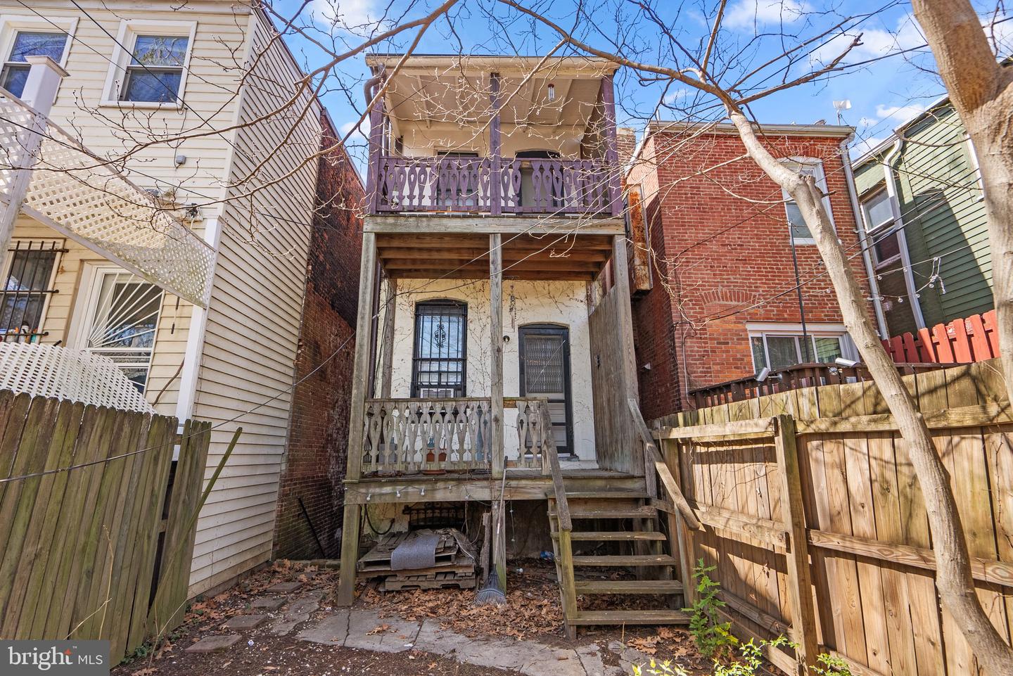 237 8th St Ne Property Photo 24