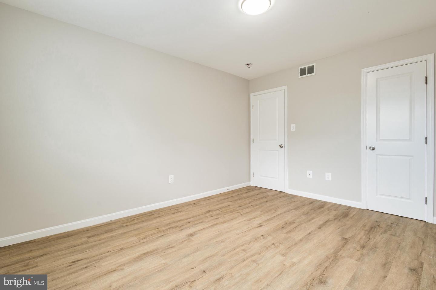 3316 Property Photo 44