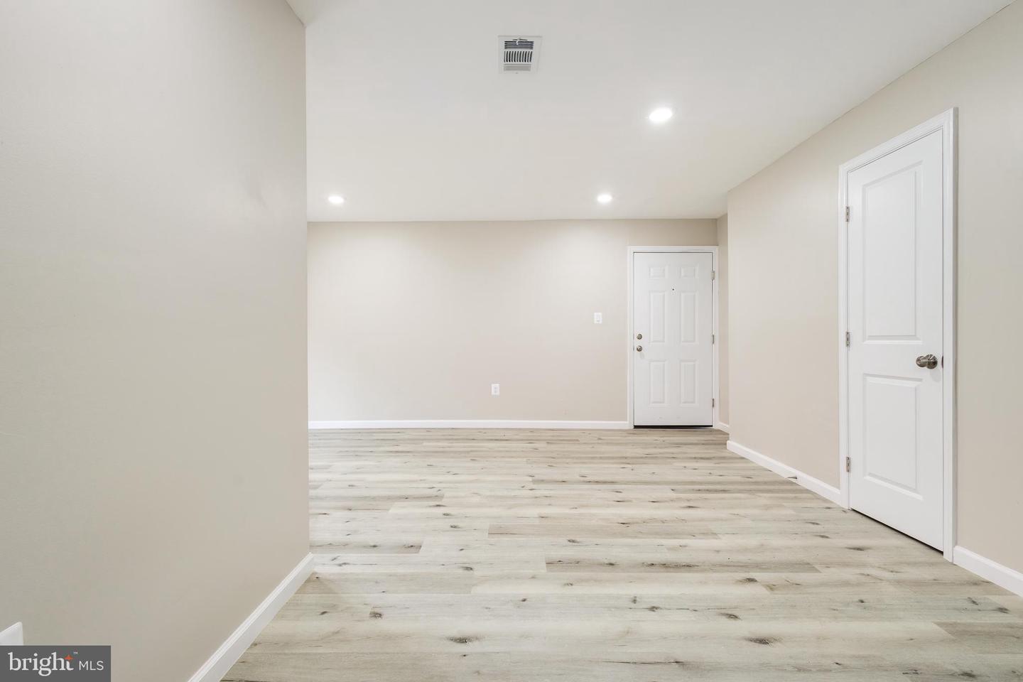 3316 Property Photo 70