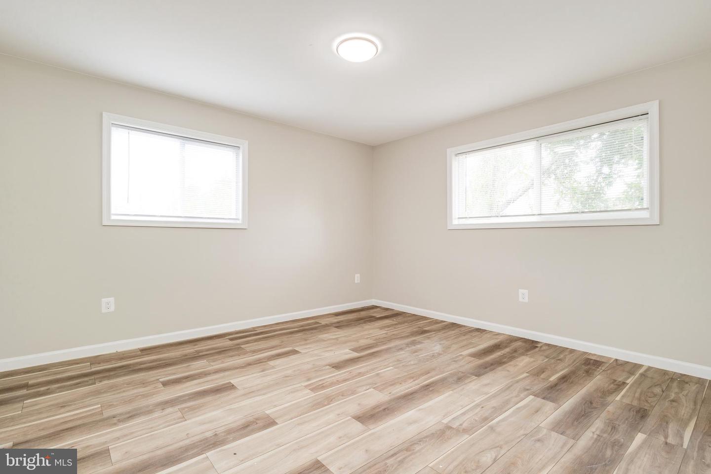 3316 Property Photo 75