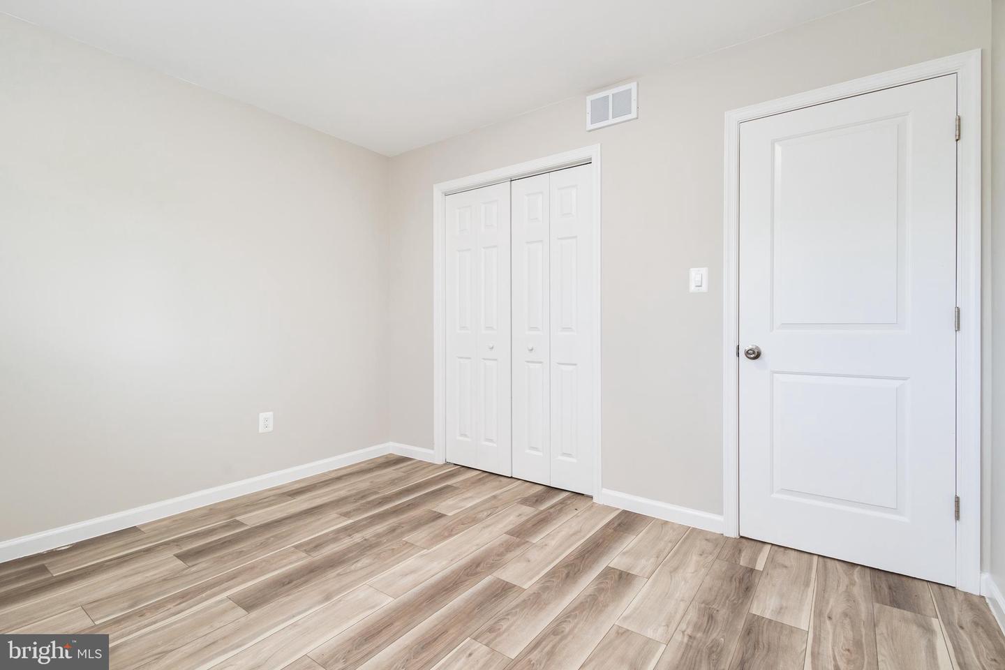 3316 Property Photo 79