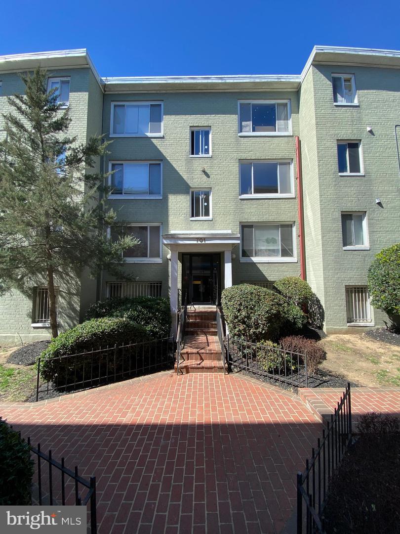 701 Brandywine St Se #201 Property Photo 2