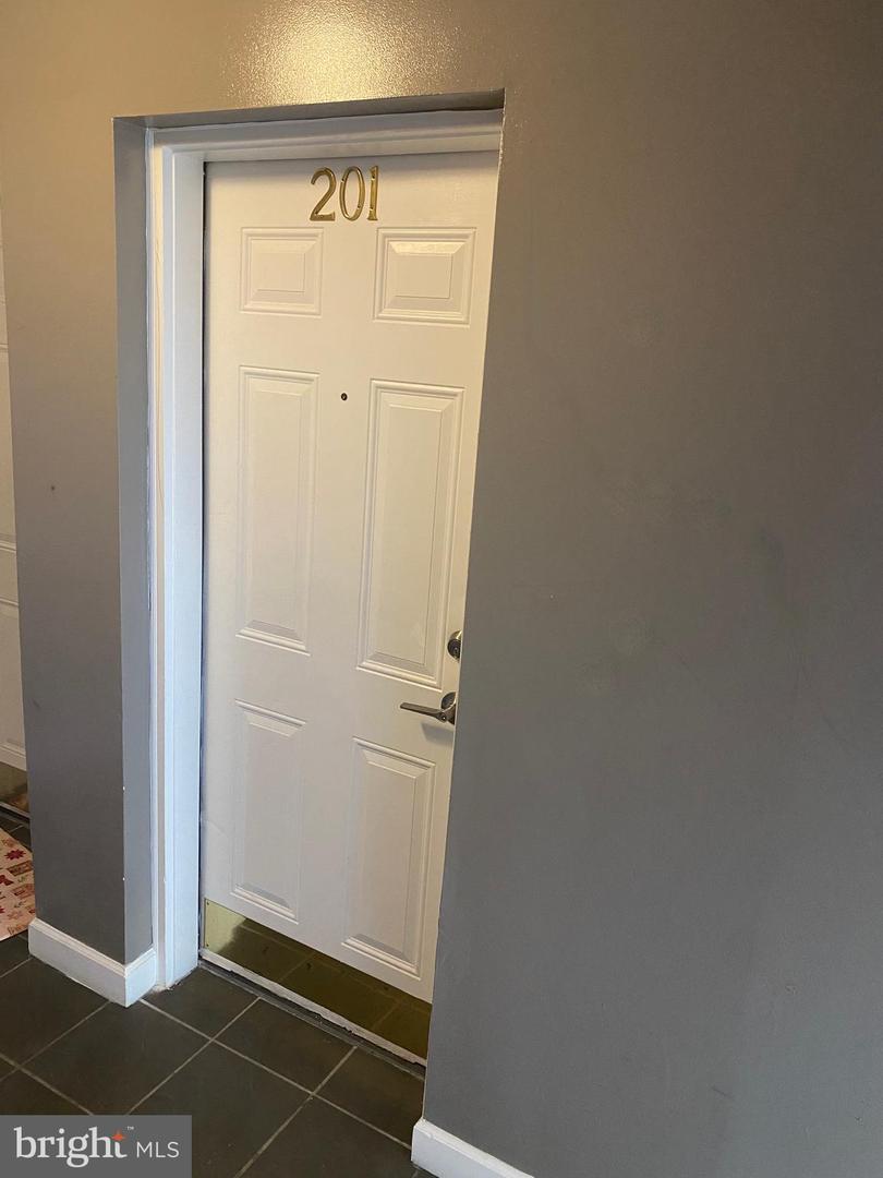 701 Brandywine St Se #201 Property Photo 3