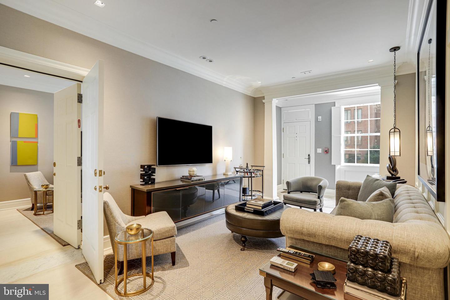 1040 31st St Nw Property Photo 7