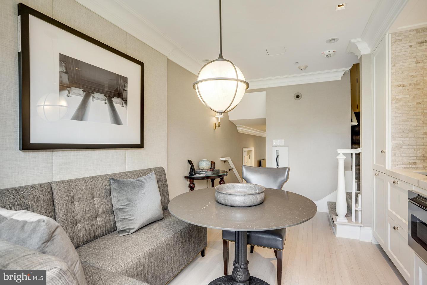 1040 31st St Nw Property Photo 13