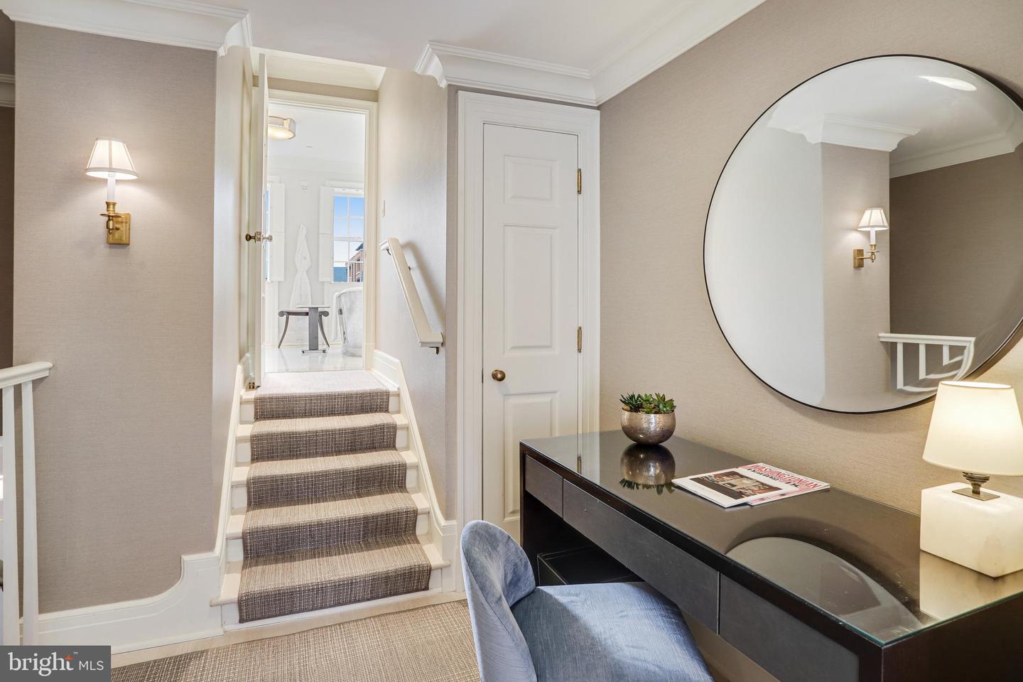 1040 31st St Nw Property Photo 16