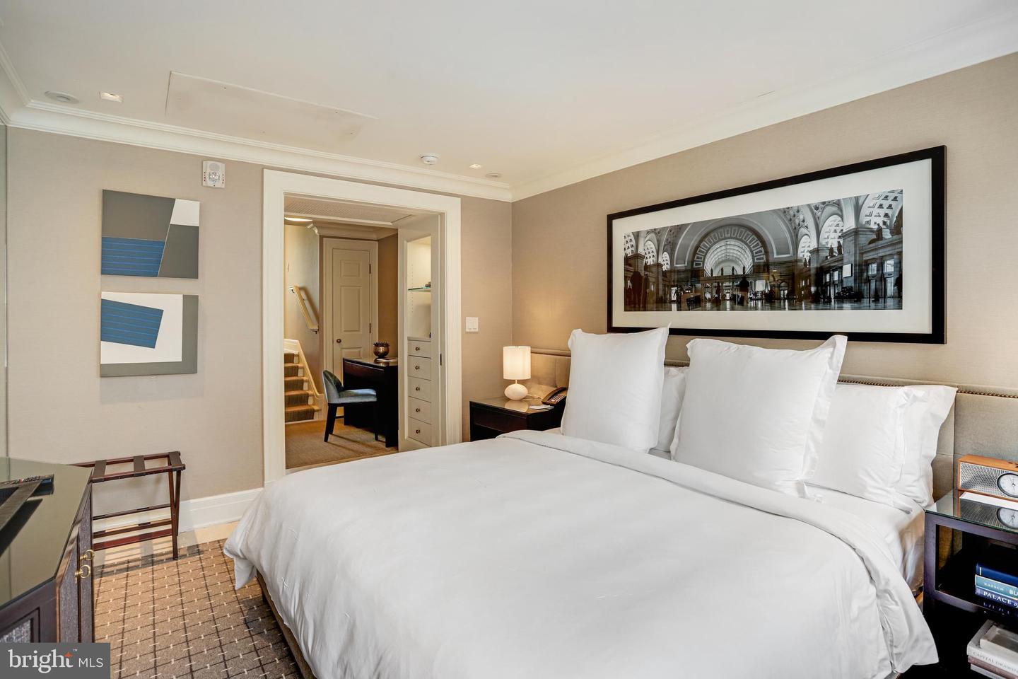 1040 31st St Nw Property Photo 20