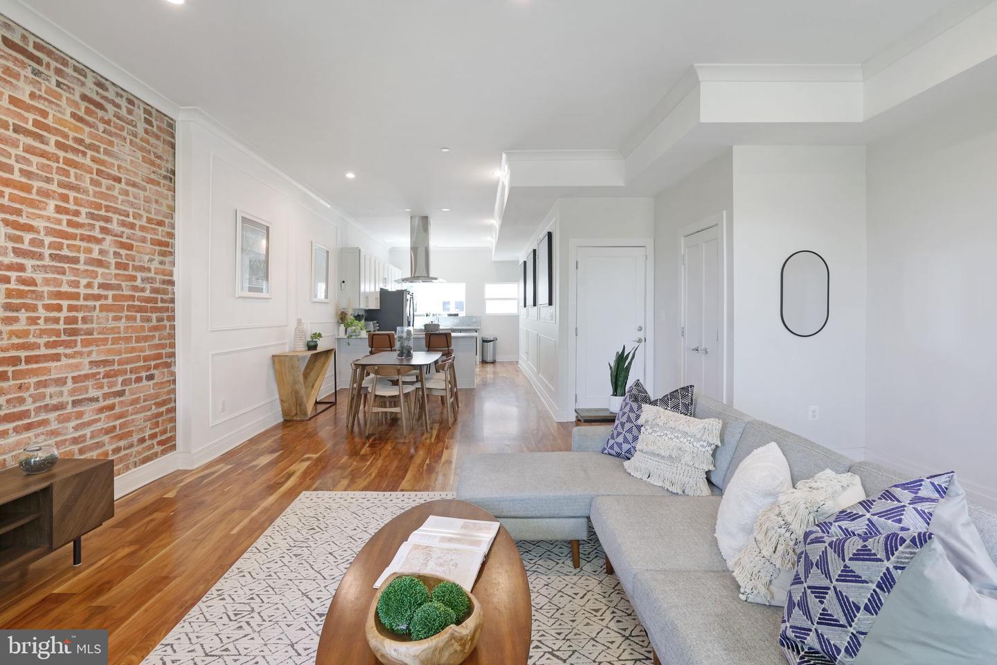 46 Channing St Nw #2 Property Photo 1