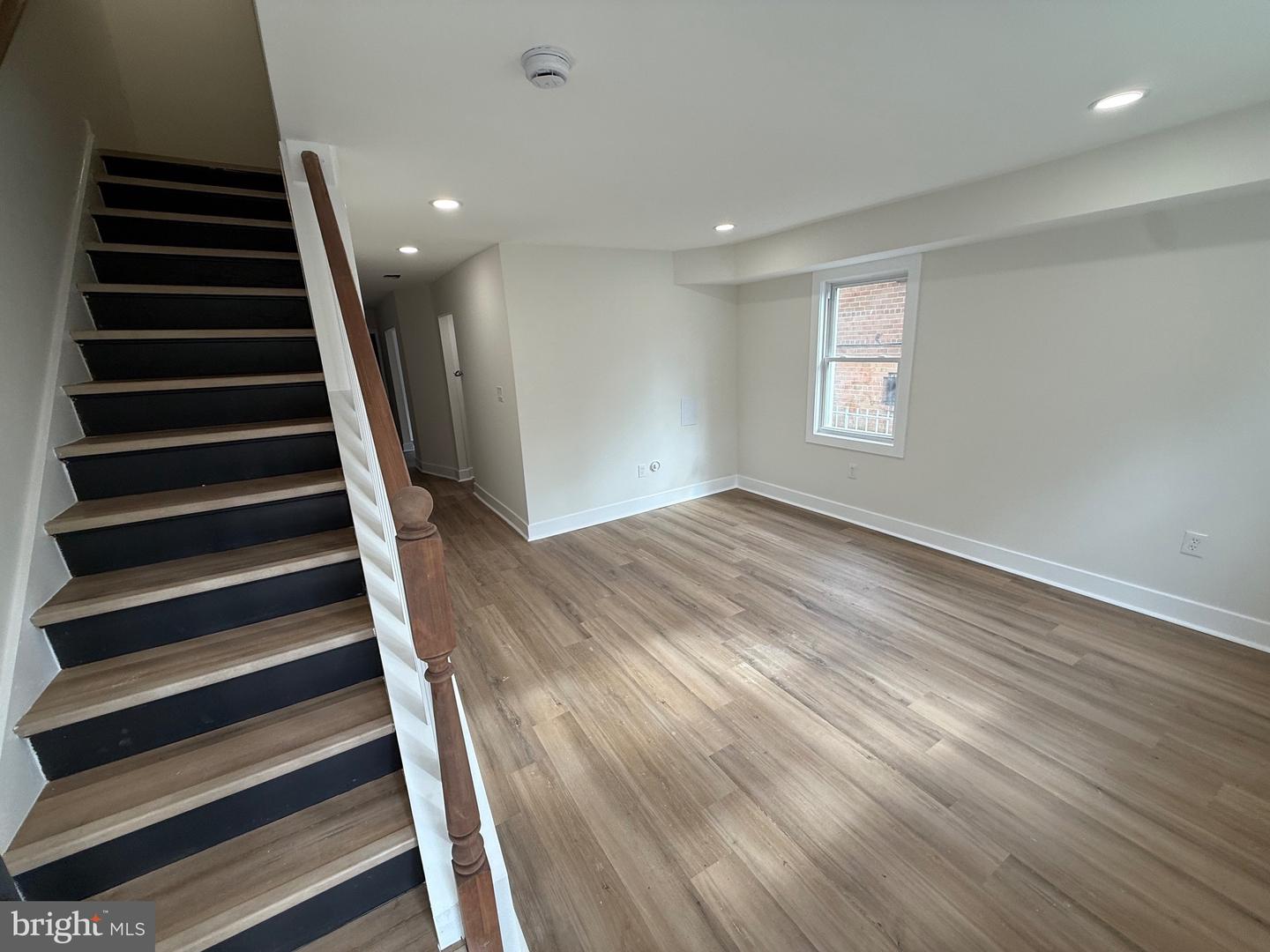 4542 Eads St Ne Property Photo 4
