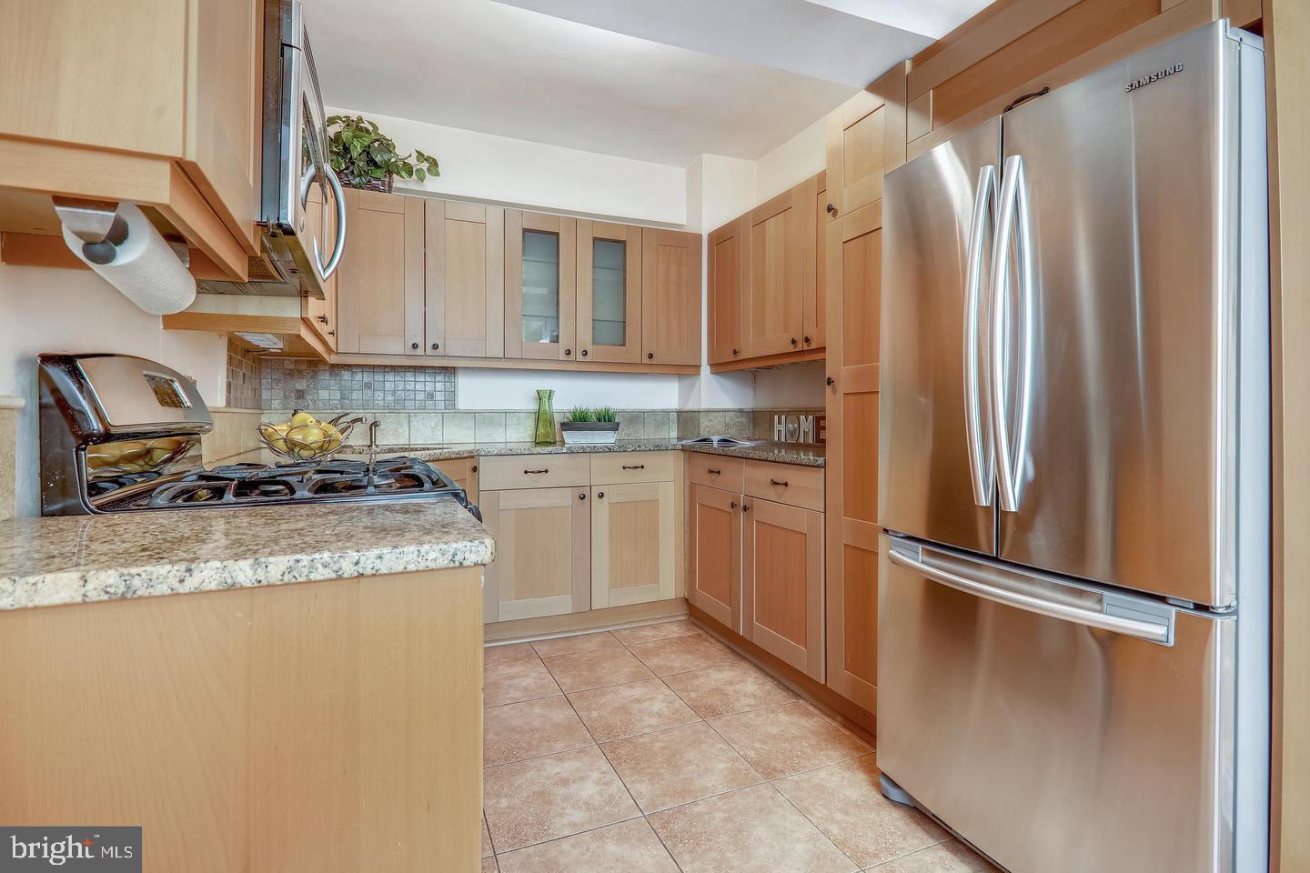 2737 Devonshire Pl Nw #d Property Photo 16