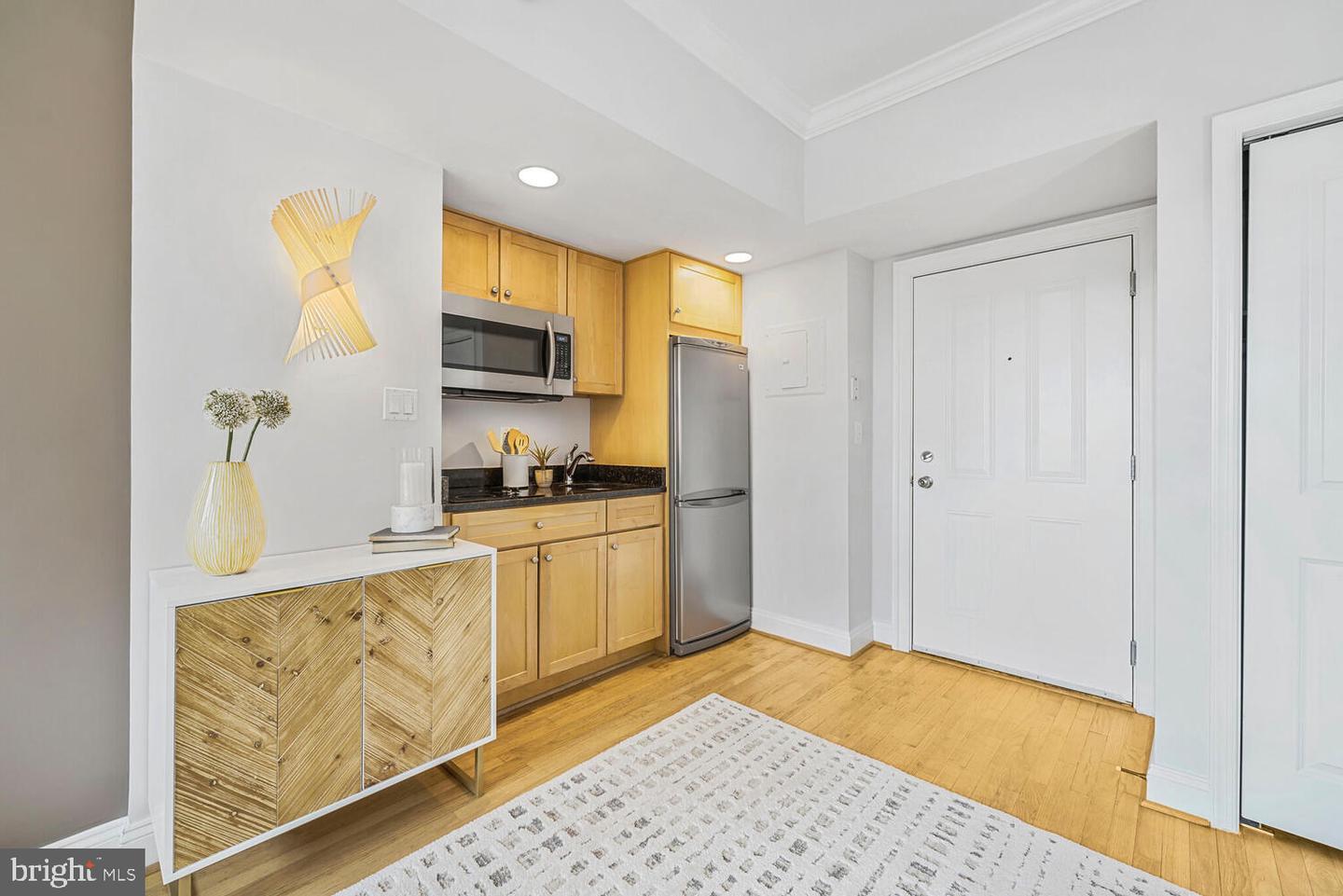 1701 16th St Nw #810 Property Photo 15