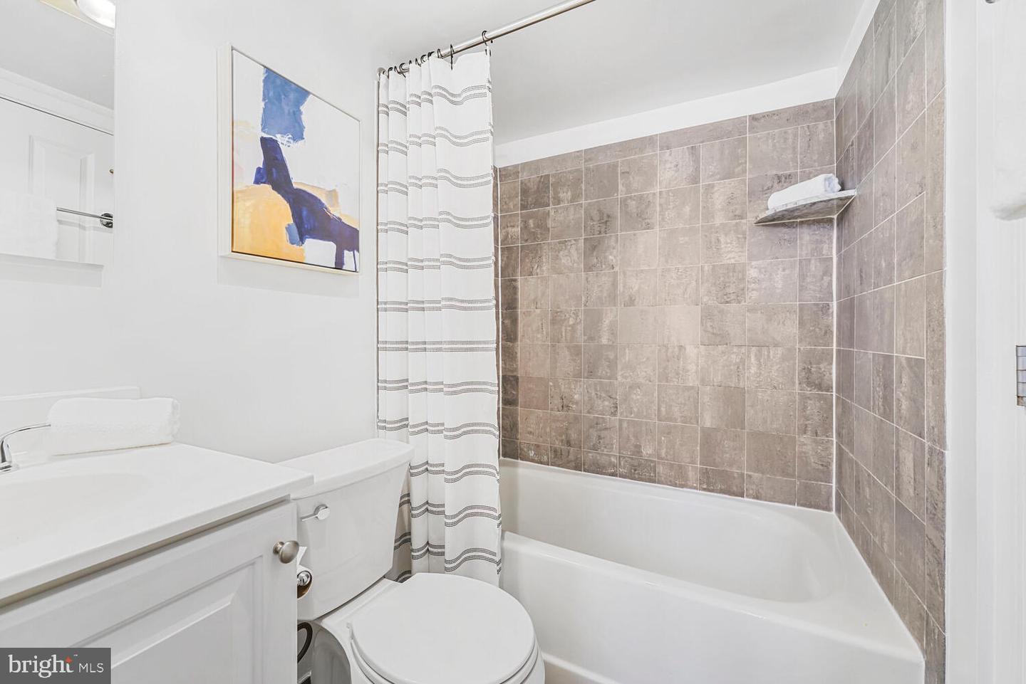 1701 16th St Nw #810 Property Photo 19