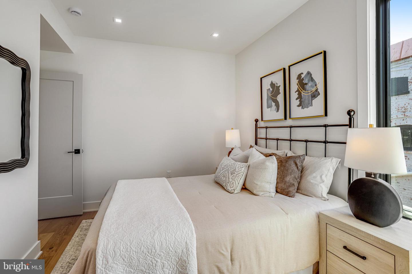 1023 Irving St Nw Property Photo 29