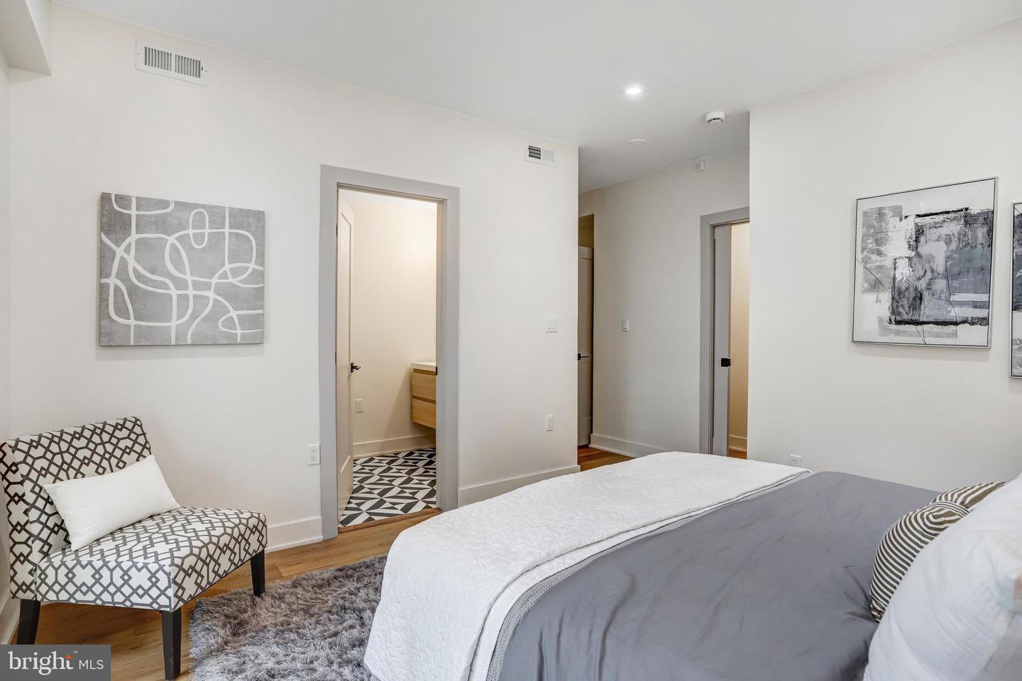 1023 Irving St Nw Property Photo 59