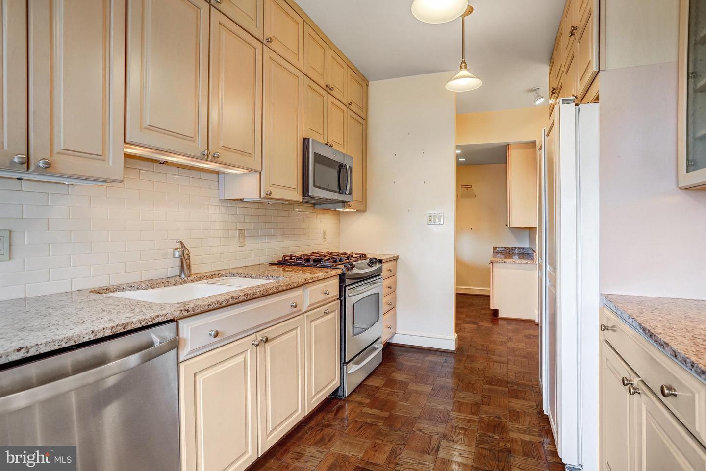 4000 Cathedral Ave Nw #516b Property Photo 36