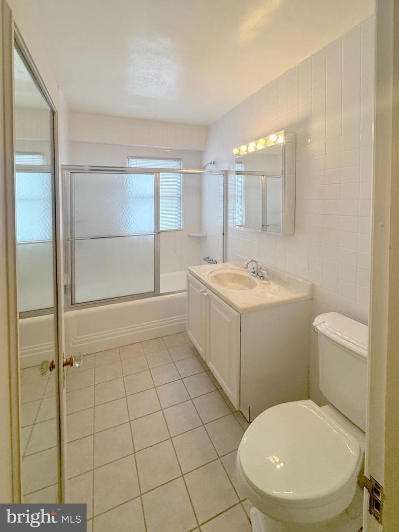 4000 Cathedral Ave Nw #516b Property Photo 47