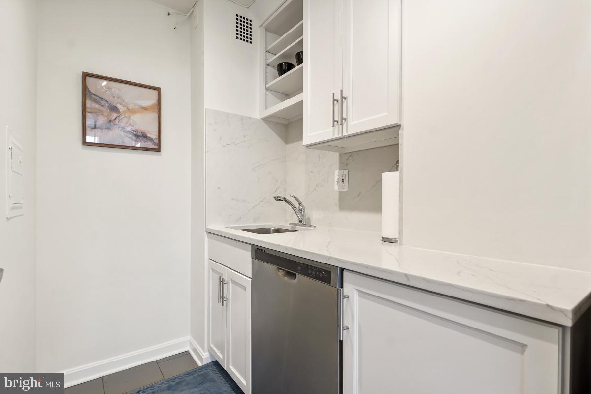 1545 18th St Nw #303 Property Photo 19