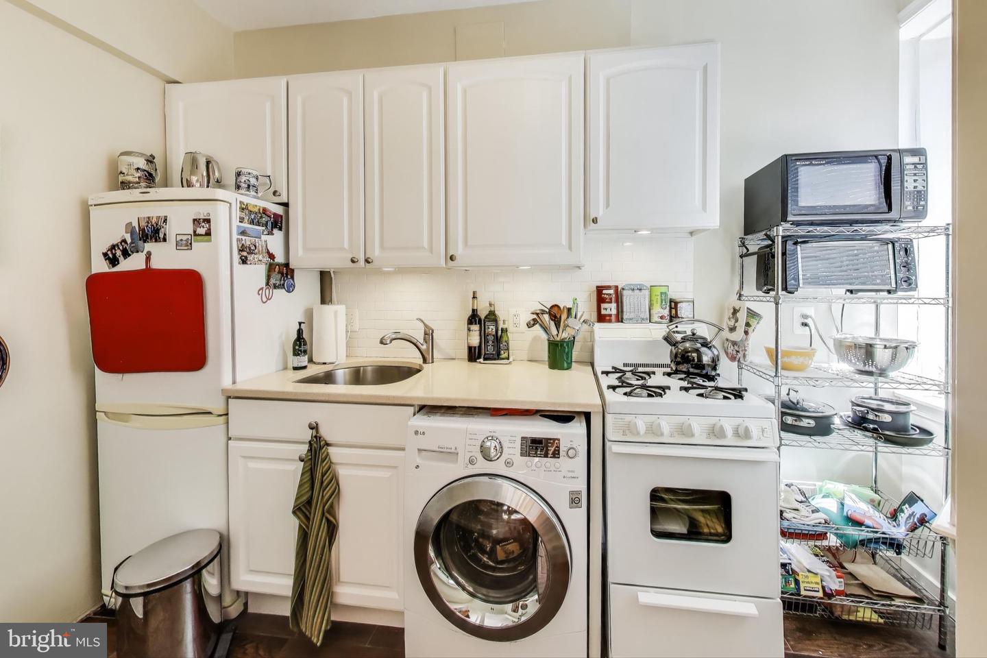 1317 Corcoran St Nw Property Photo 12