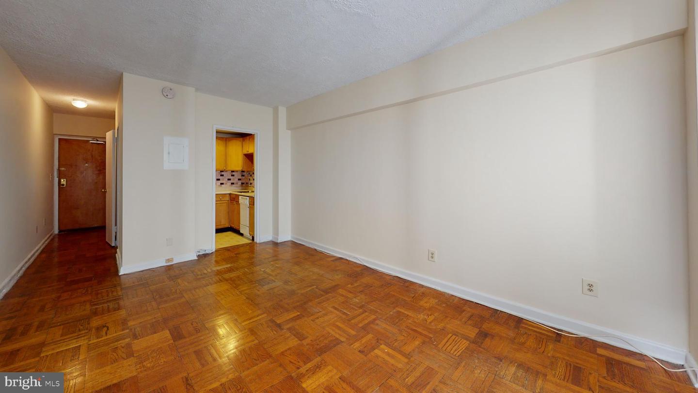 2141 I St Nw #413 Property Photo 9