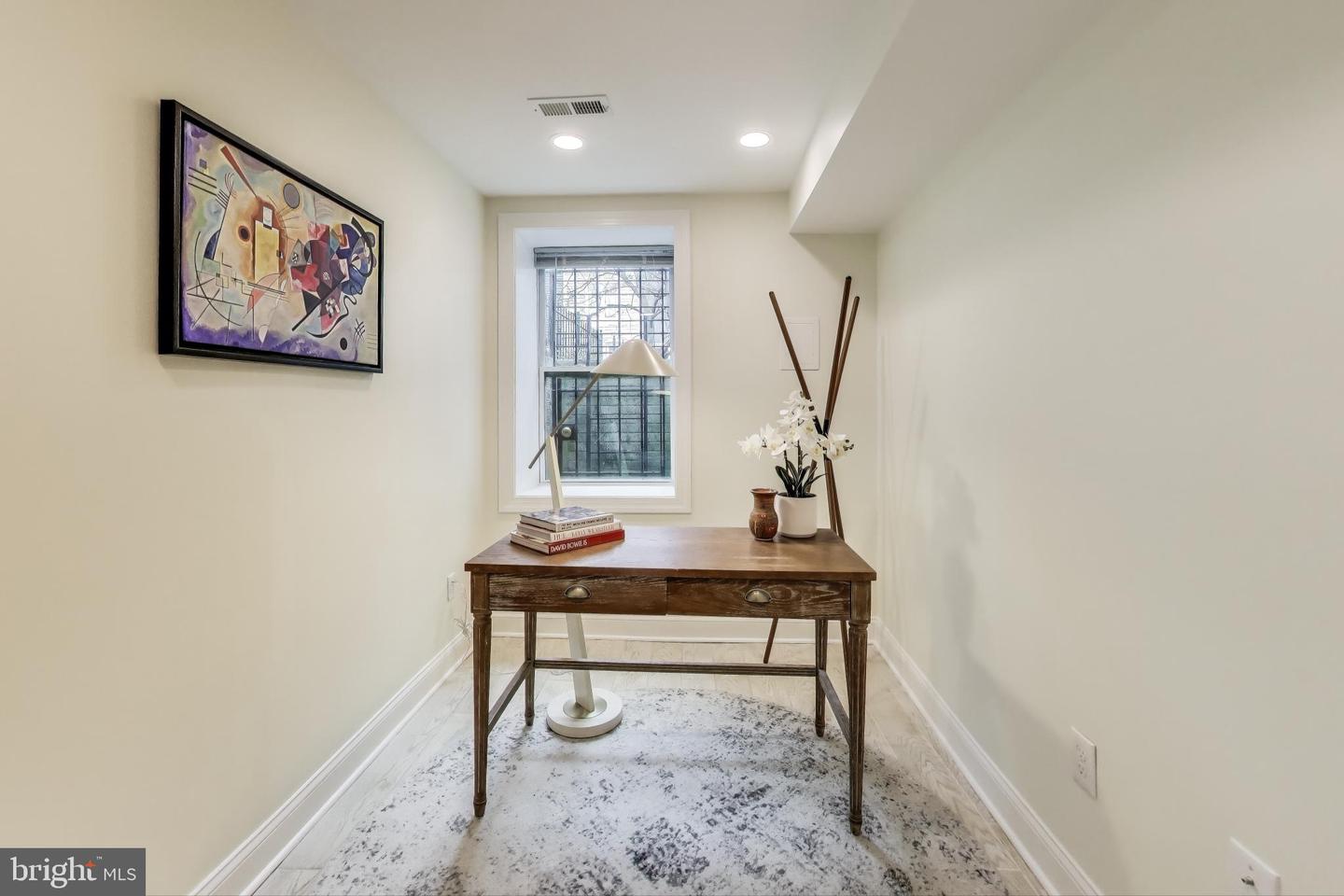 629 Morton Pl Ne #1 Property Photo 12