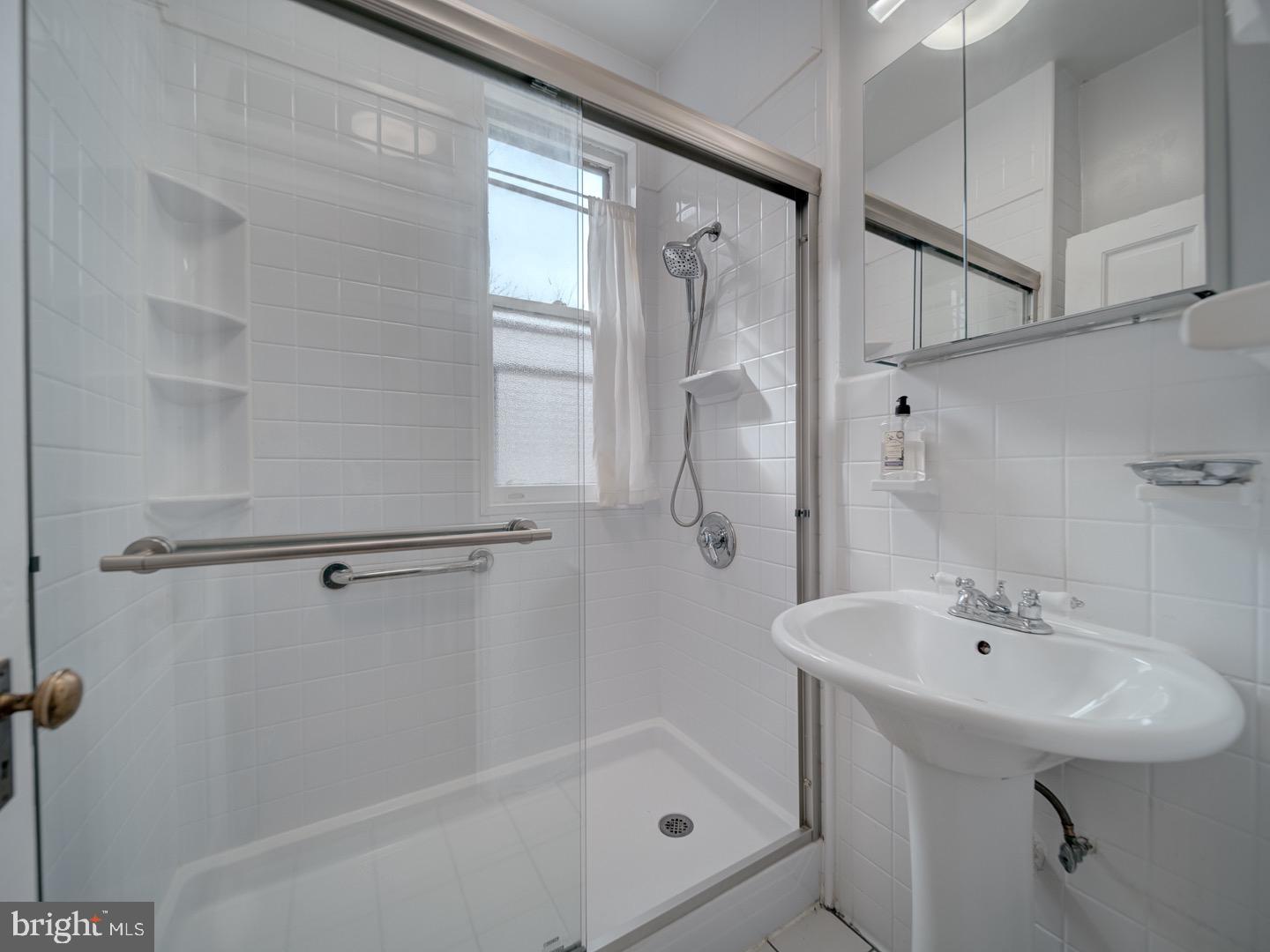 1234 Monroe St Ne Property Photo 59