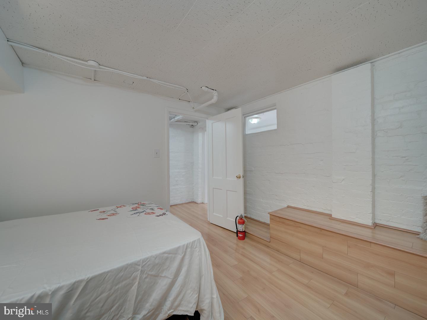 1234 Monroe St Ne Property Photo 105