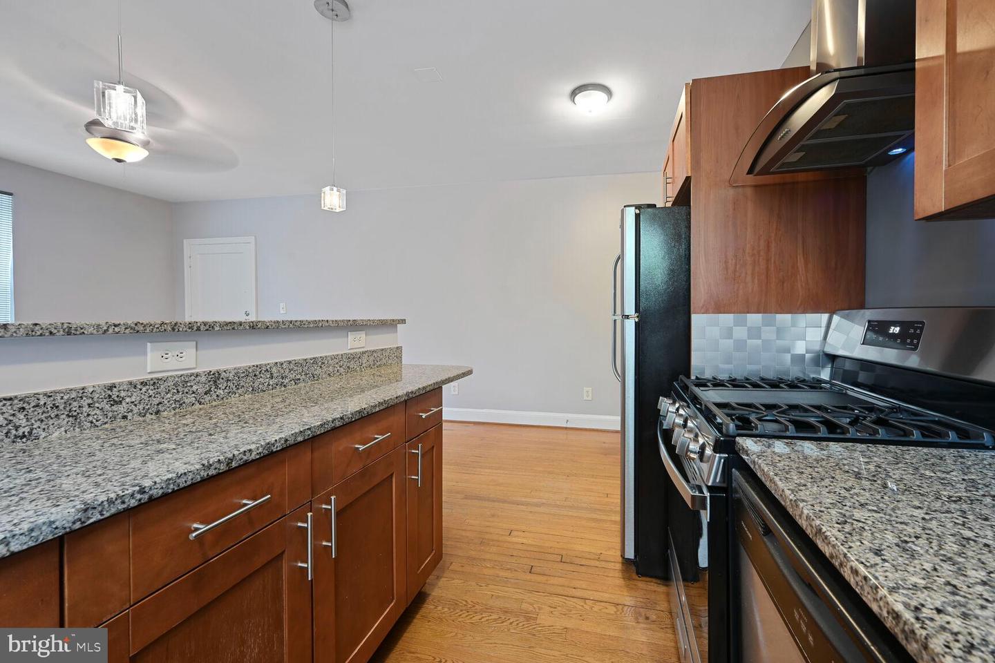 2329 Fairlawn Ave Se #2 Property Photo 6